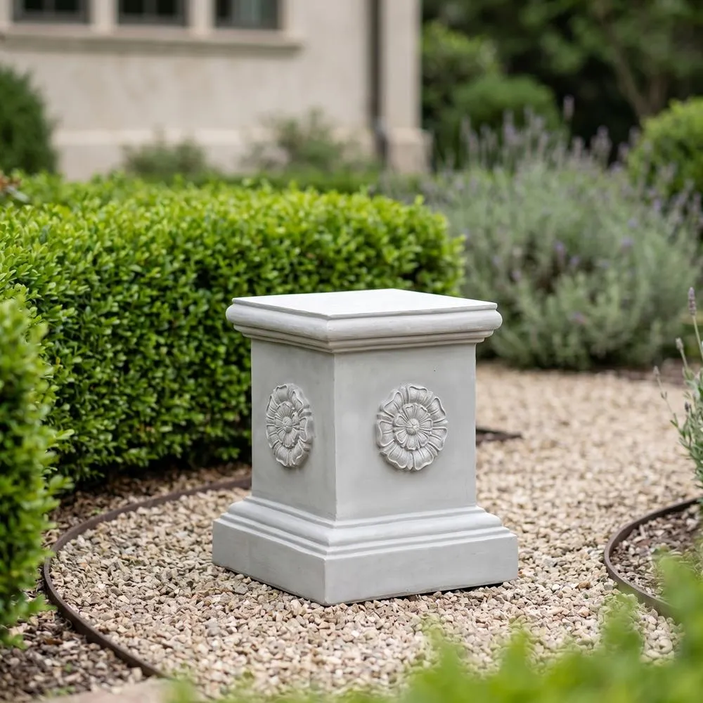 English Rosette Garden Sculptural Plinth: Grande