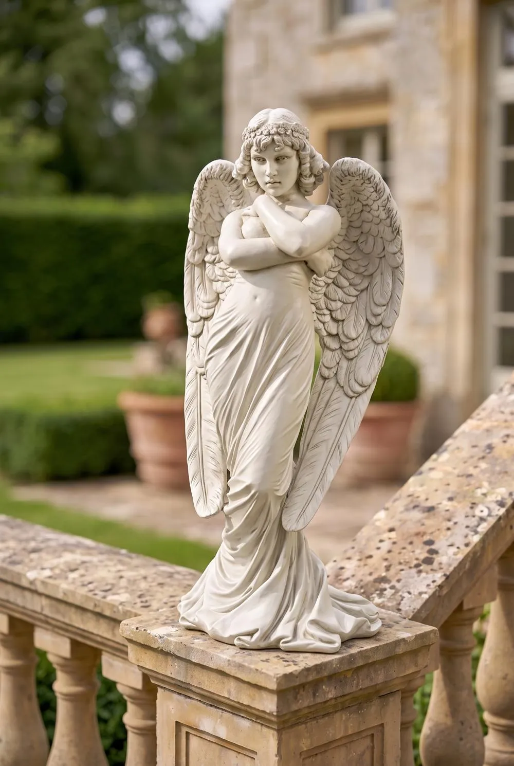 Monteverde Angel Garden Statue