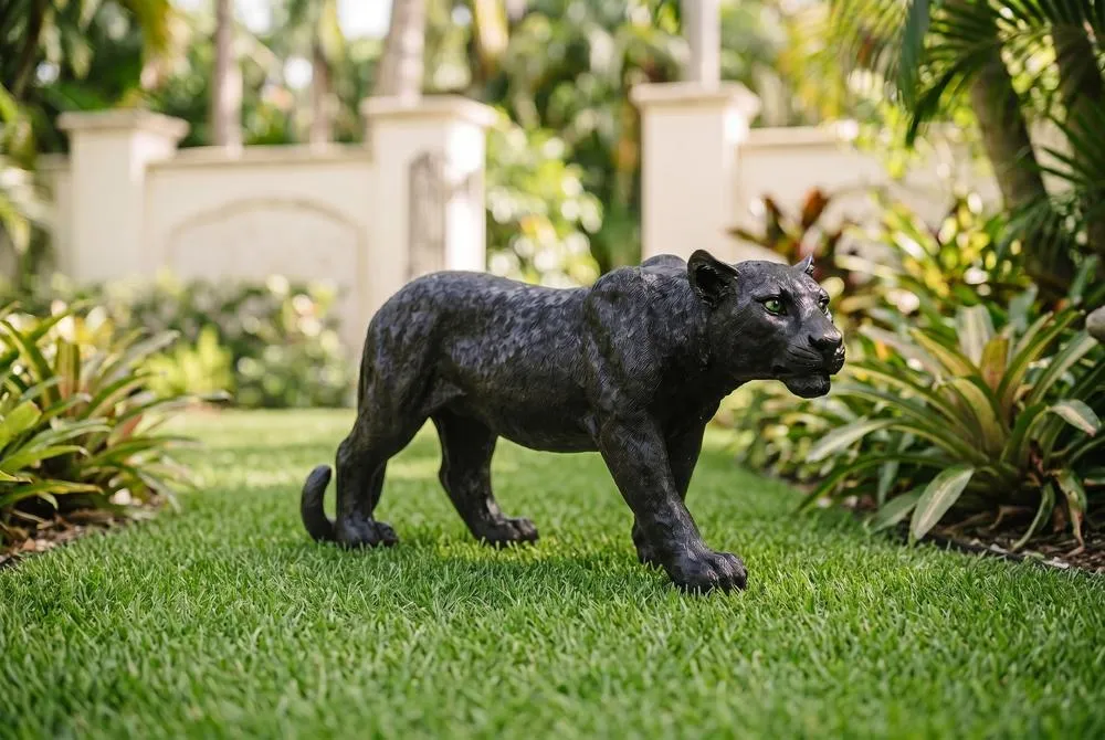 Shadowed Predator Black Panther Statue: Small
