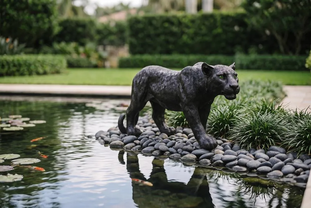 Shadowed Predator Black Panther Statue: Small