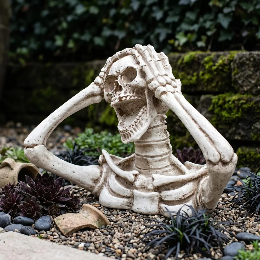 Shriek the Screaming Skeleton Statue: Large