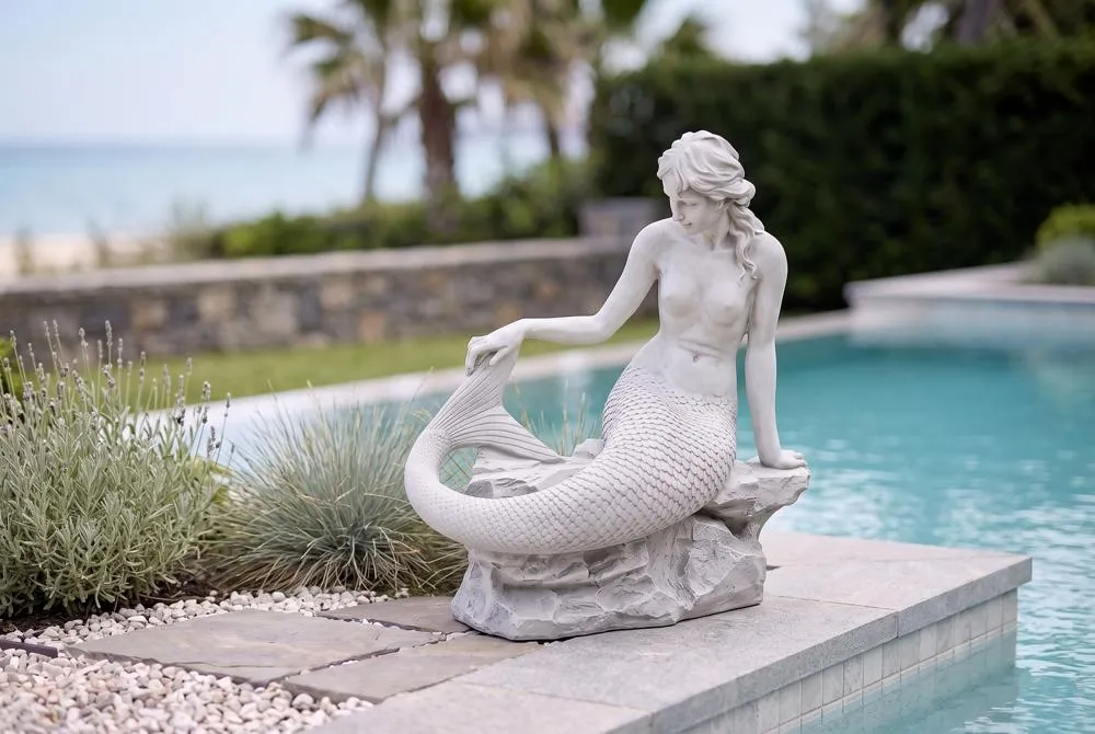 Daydreaming Mermaid of Langeline Cove Statue