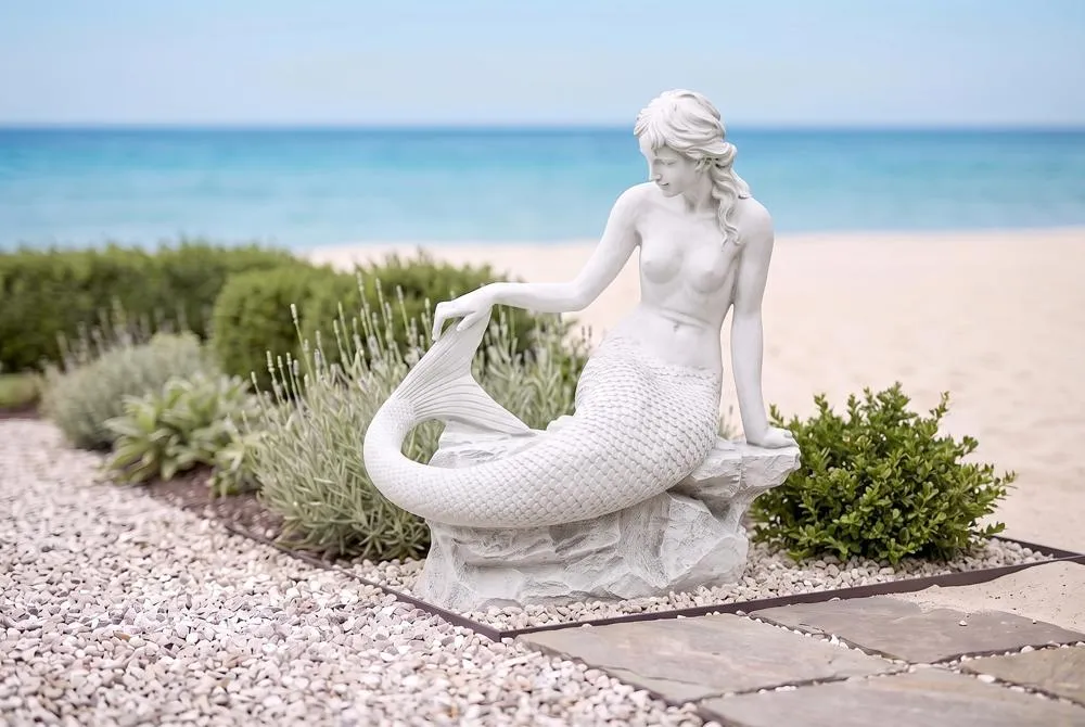 Daydreaming Mermaid of Langeline Cove Statue