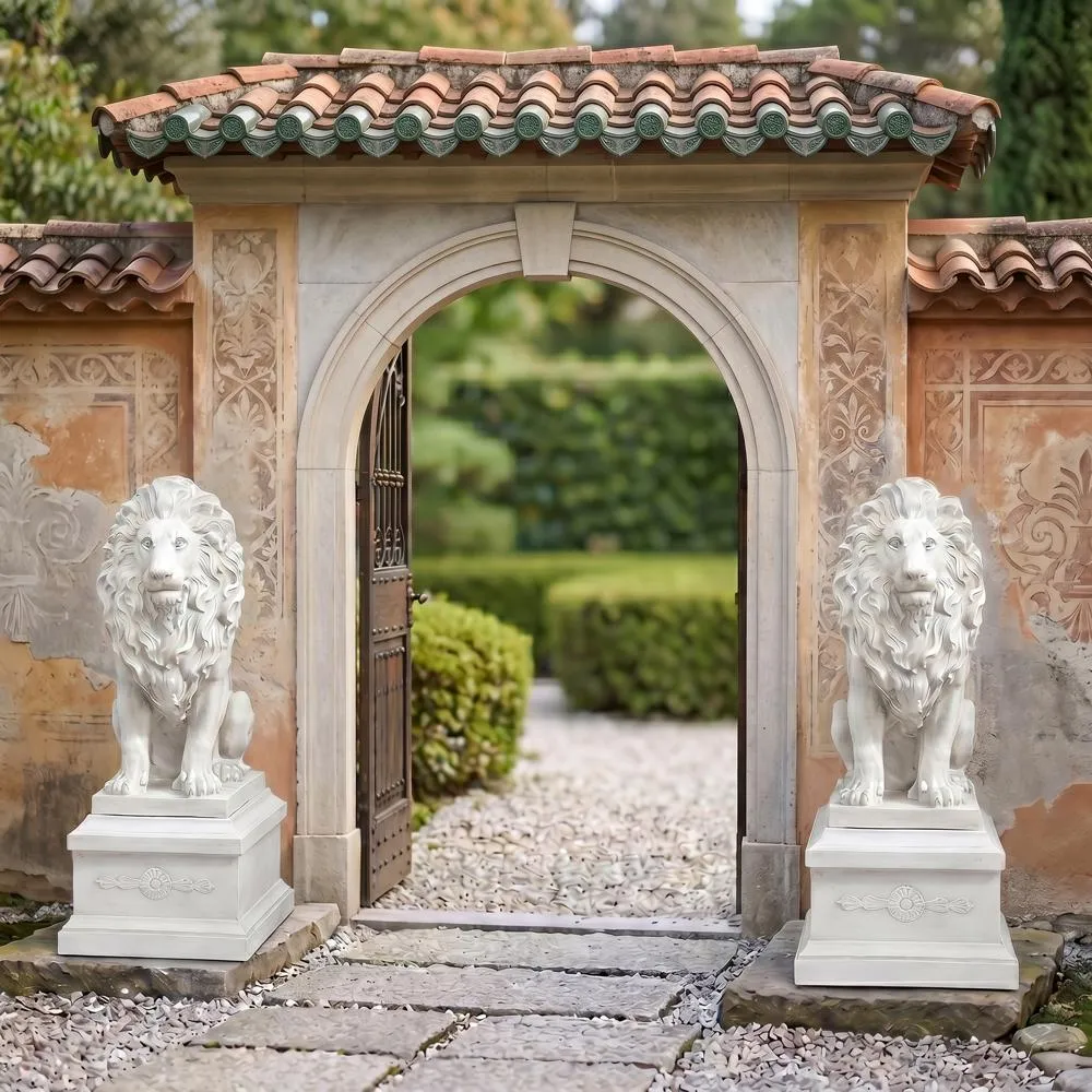 Lion of Florence Sentinel Statue & Base