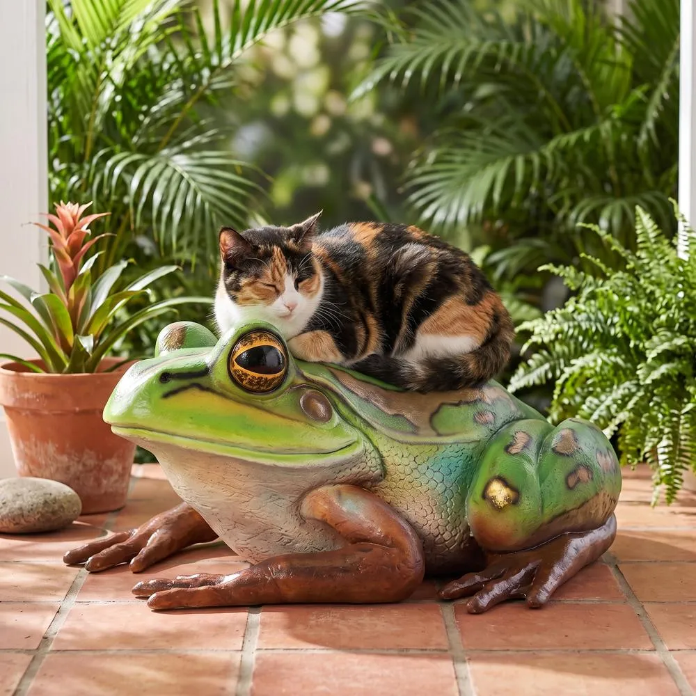 The Pine Barrens Giant Garden Tree Frog Statue