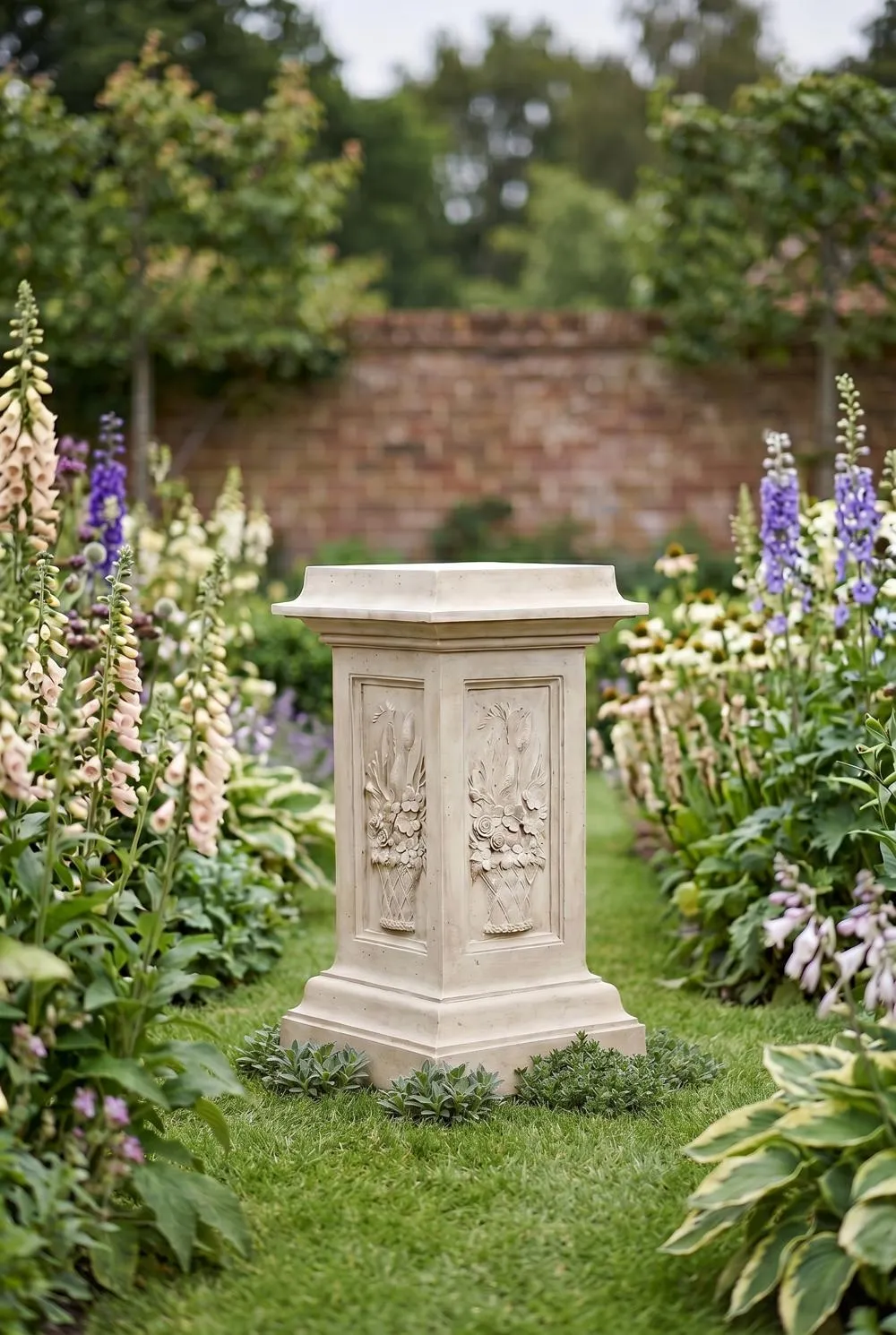 Chelsea Garden Statuary Pedestal