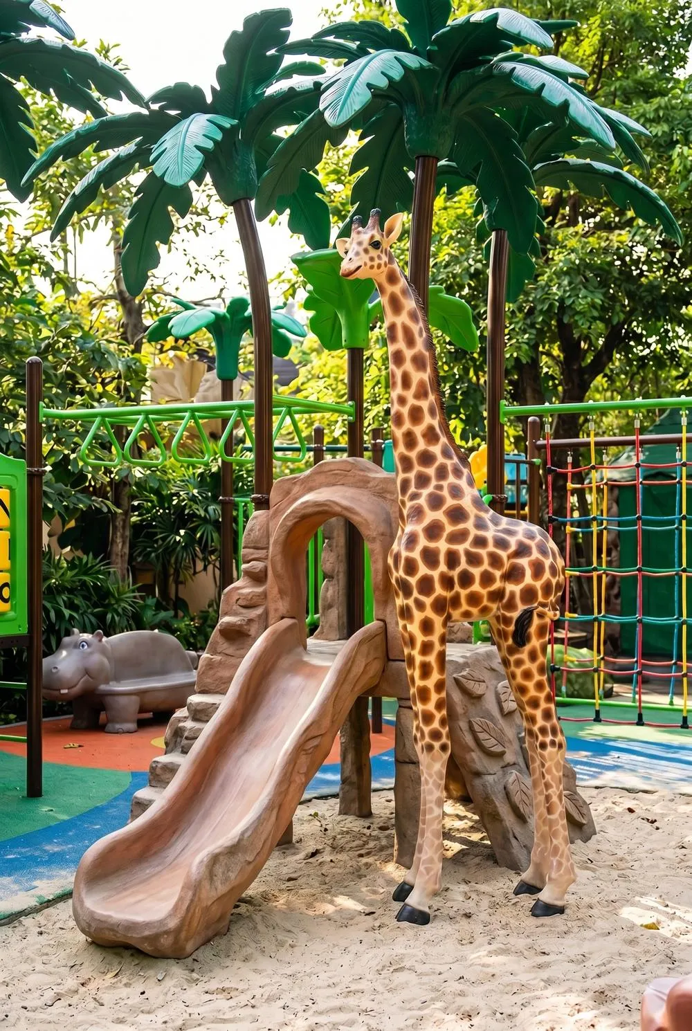 Mombasa the Garden Giraffe Statue