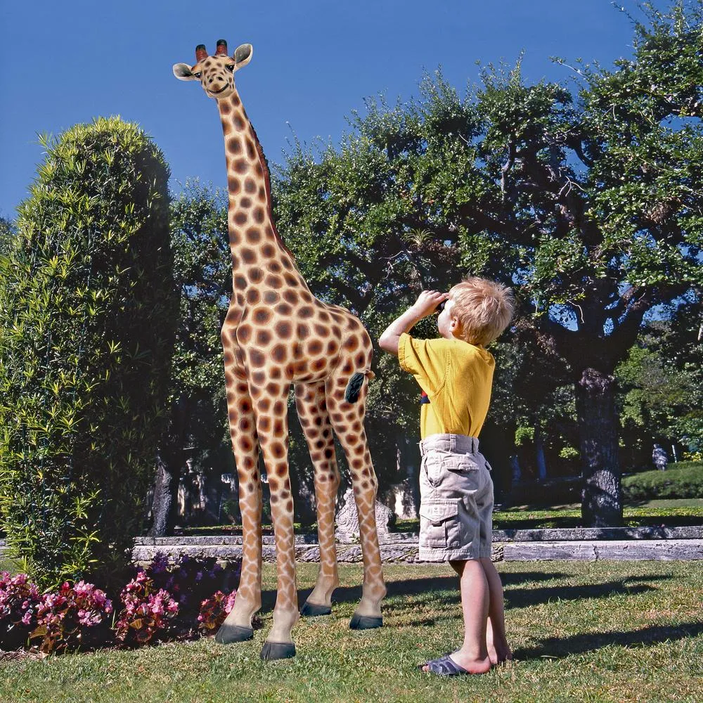 Mombasa the Garden Giraffe Statue