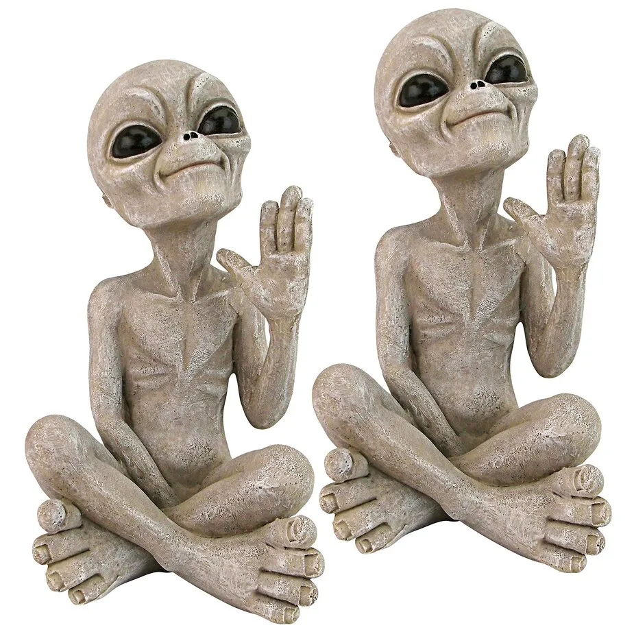 Greetings Earthlings UFO Alien Statue: Set of Two