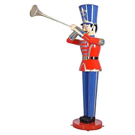 Trumpeting Soldier Statue: Giant