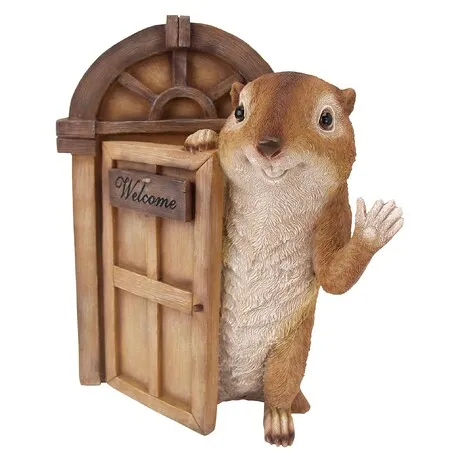 Garden Greetings Squirrel Welcome Sign Tree House Door Sculpture